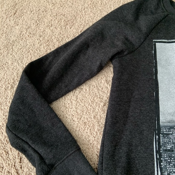 NYC Sweatshirt - Picture 4 of 6